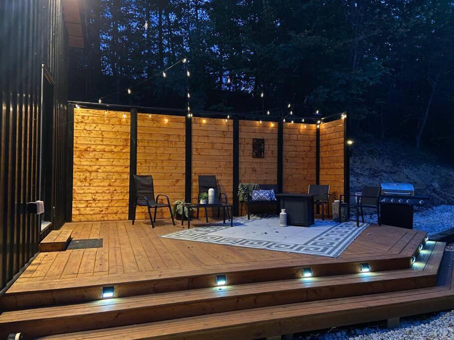 2 Bed 1 Bath-Sleeps 5 To 6 Near Rrg Large Deck Beattyville Exterior foto