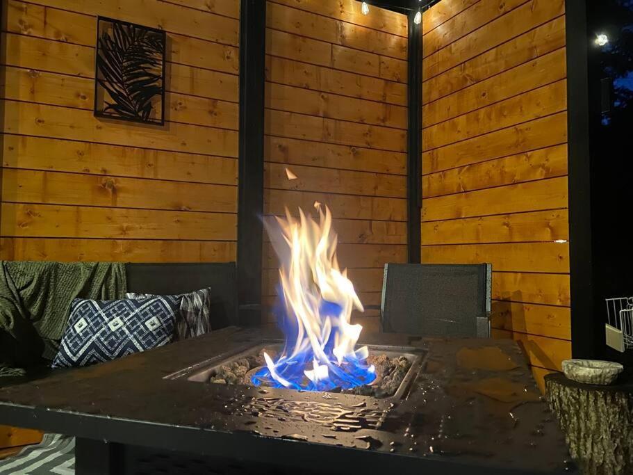 2 Bed 1 Bath-Sleeps 5 To 6 Near Rrg Large Deck Beattyville Exterior foto